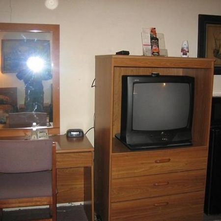 Mountain Trail Inn Logan ห้อง รูปภาพ